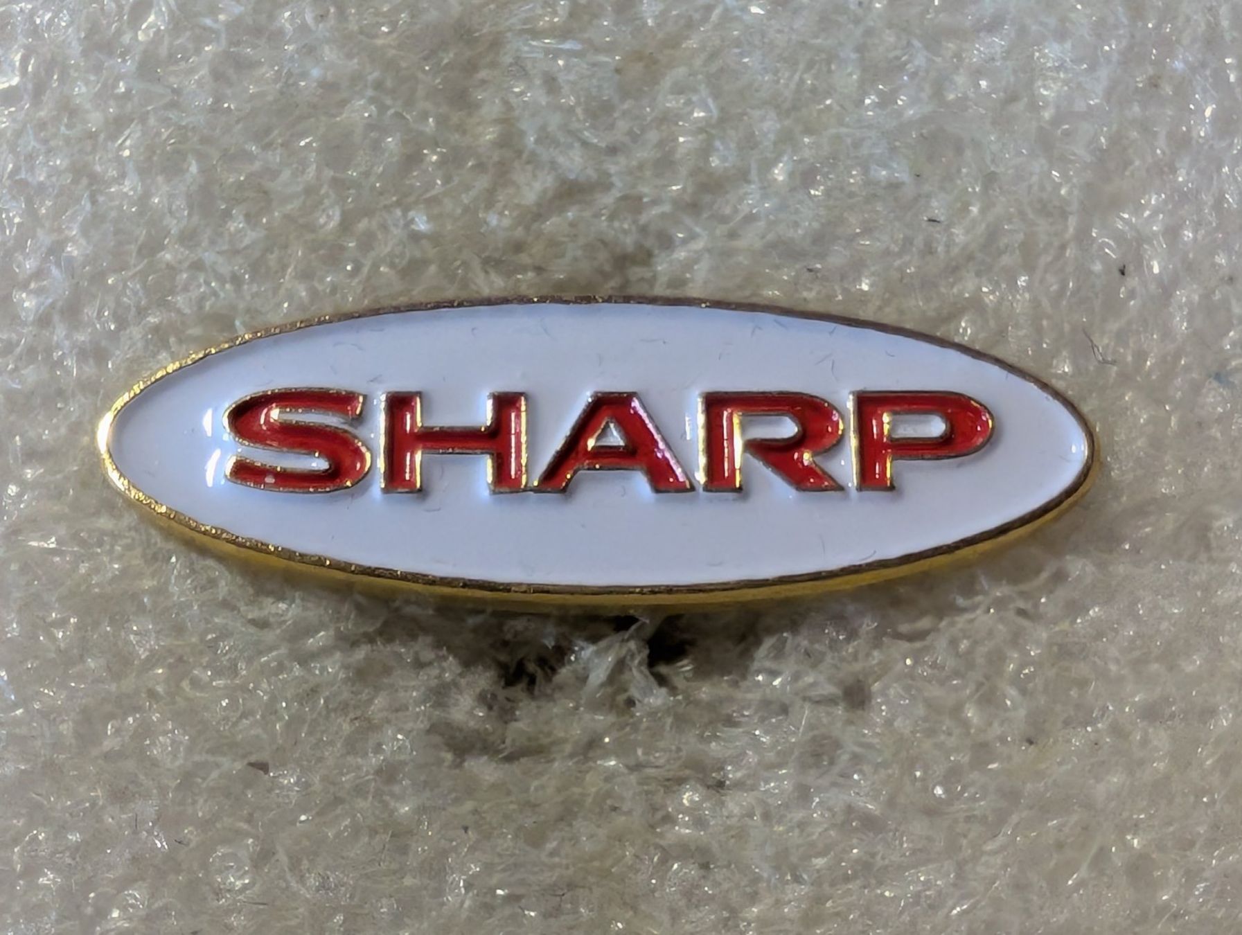 Placchette & Badge: Ansteckpin 172: Sharp – Usato da Oppligen venduto da Pin-Fall-Shop