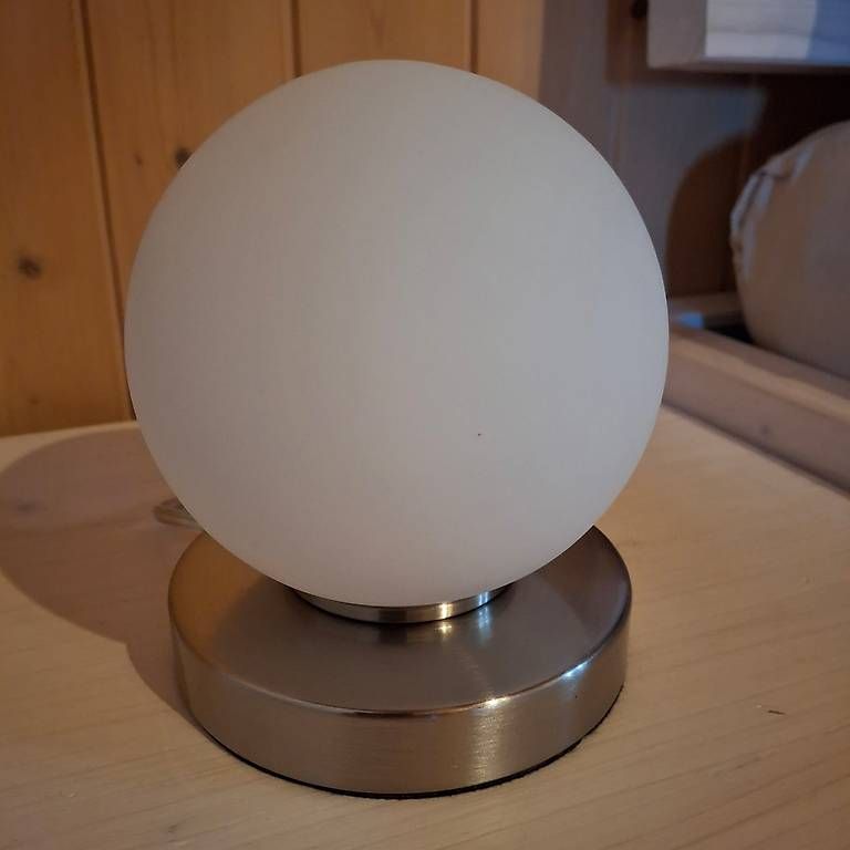 Lampade: Nachtisch Lampe  – Nuovo e nell'imballaggio originale da Zollikofen venduto da luc_f5mb 1