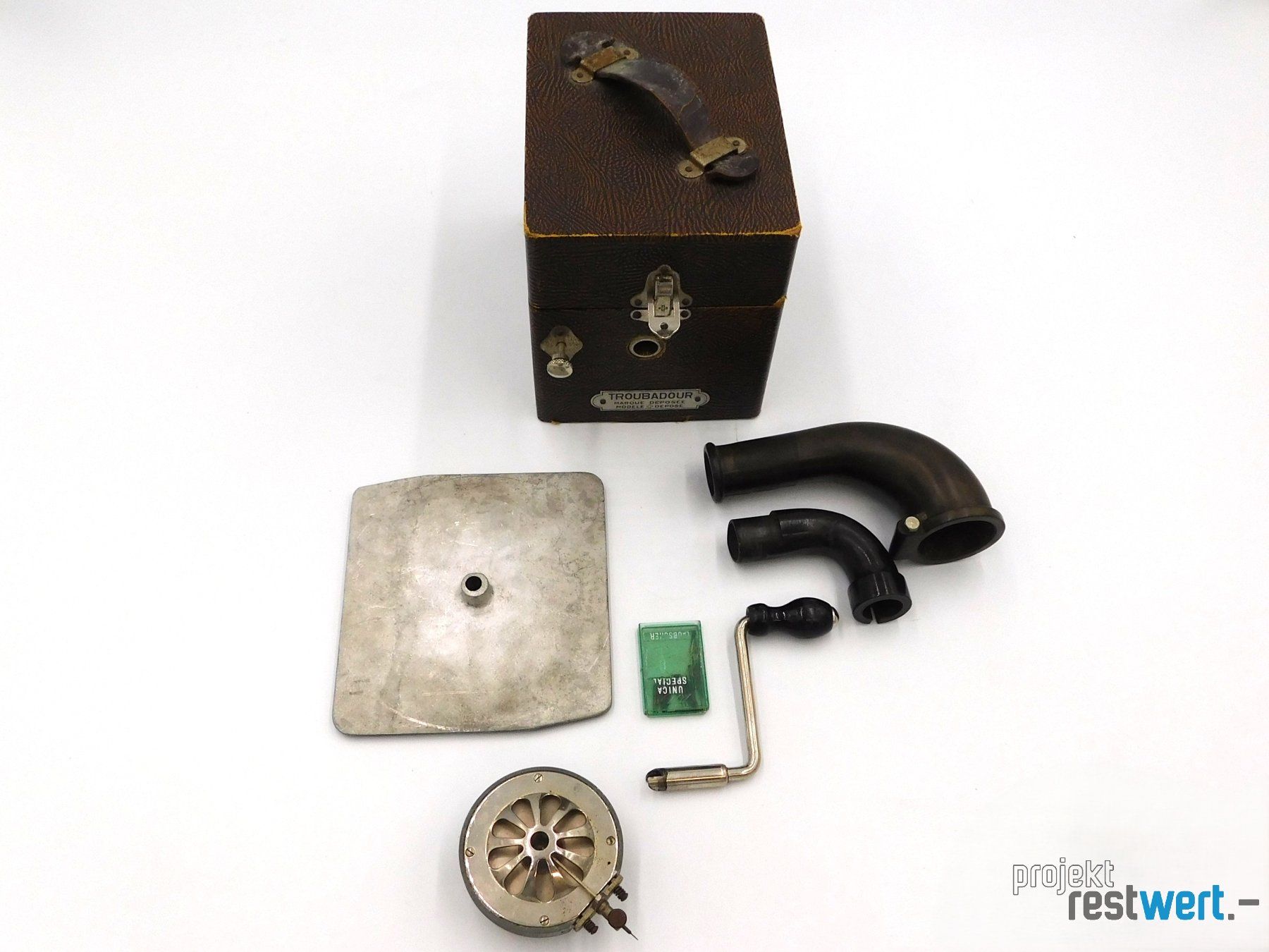 Plattenspieler: Reiseplattenspieler mit Platten – Gebraucht aus Bülach von restwert_buelach 2