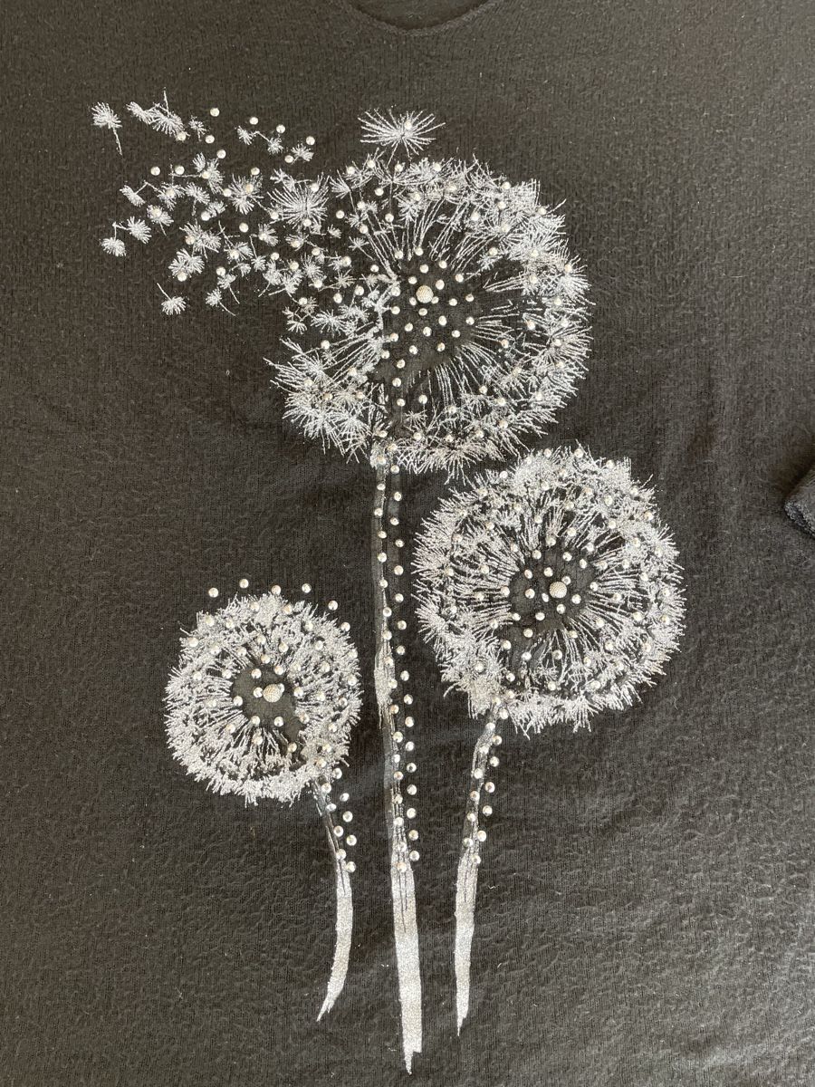 Maglioni & Felpe: Schwarzer Langarmpullover/Shirt mit Pusteblume, L/ XL – Nuovo (secondo la descrizione) da Kaltbrunn venduto da pooc1975 1