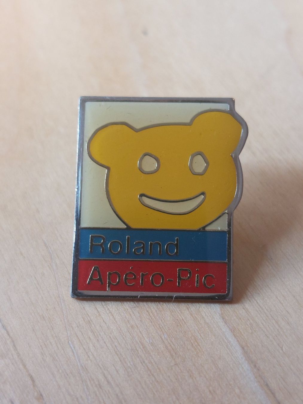 Placchette & Badge: 5 ROLAND - PIN – Usato da Gipf - Oberfrick venduto da Esnoopy 5