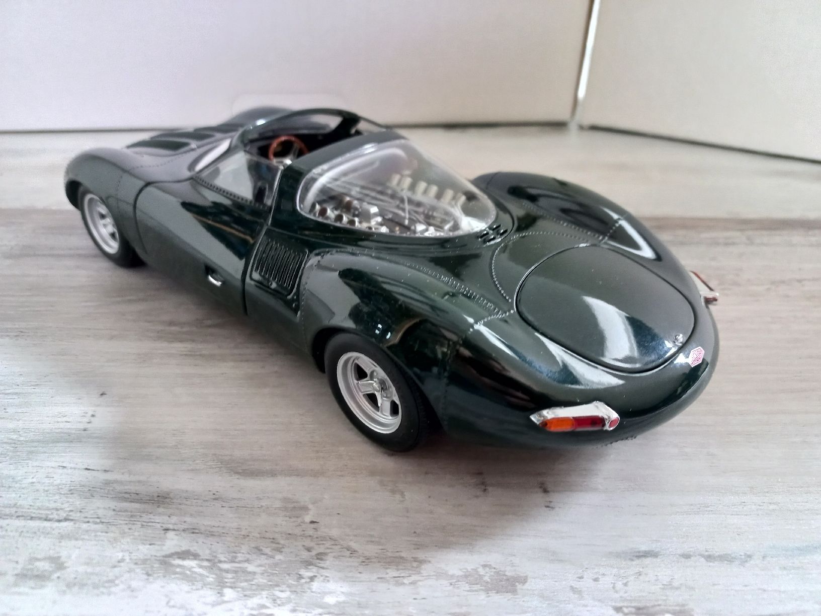 Autoart Voitures modèles: Jaguar XJ13 1/18 Autoart – Neuf (Voir description) à Attalens par remy_s00 3