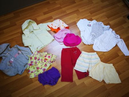 Kleiderpaket Grösse 80-92