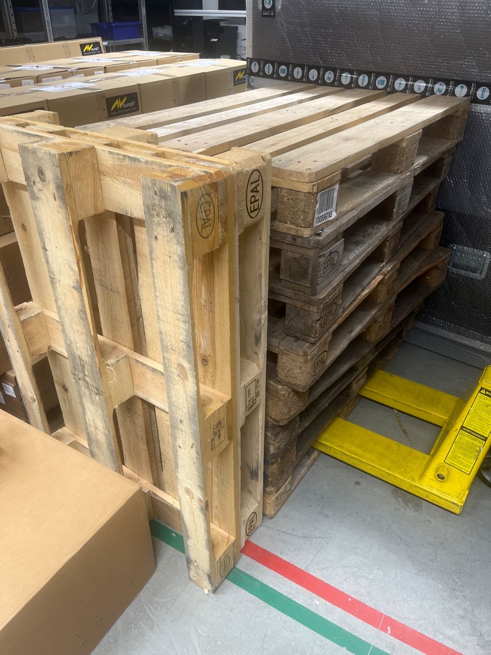 Articoli in legno: 10stk. EPAL gute Kondition – Usato da Wallisellen venduto da Audio_Video_UC