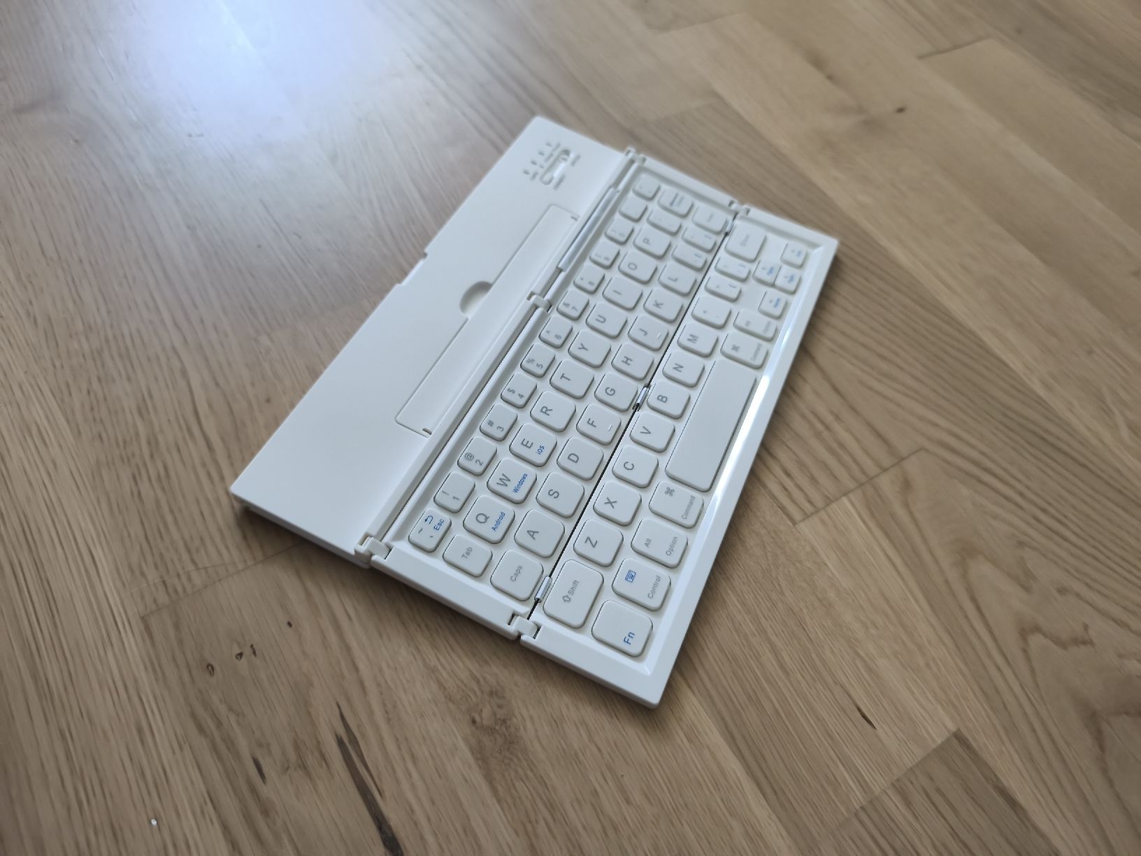Tastiere: Drahtlose Tastatur – Nuovo (secondo la descrizione) da Reinach BL venduto da aly_02 1