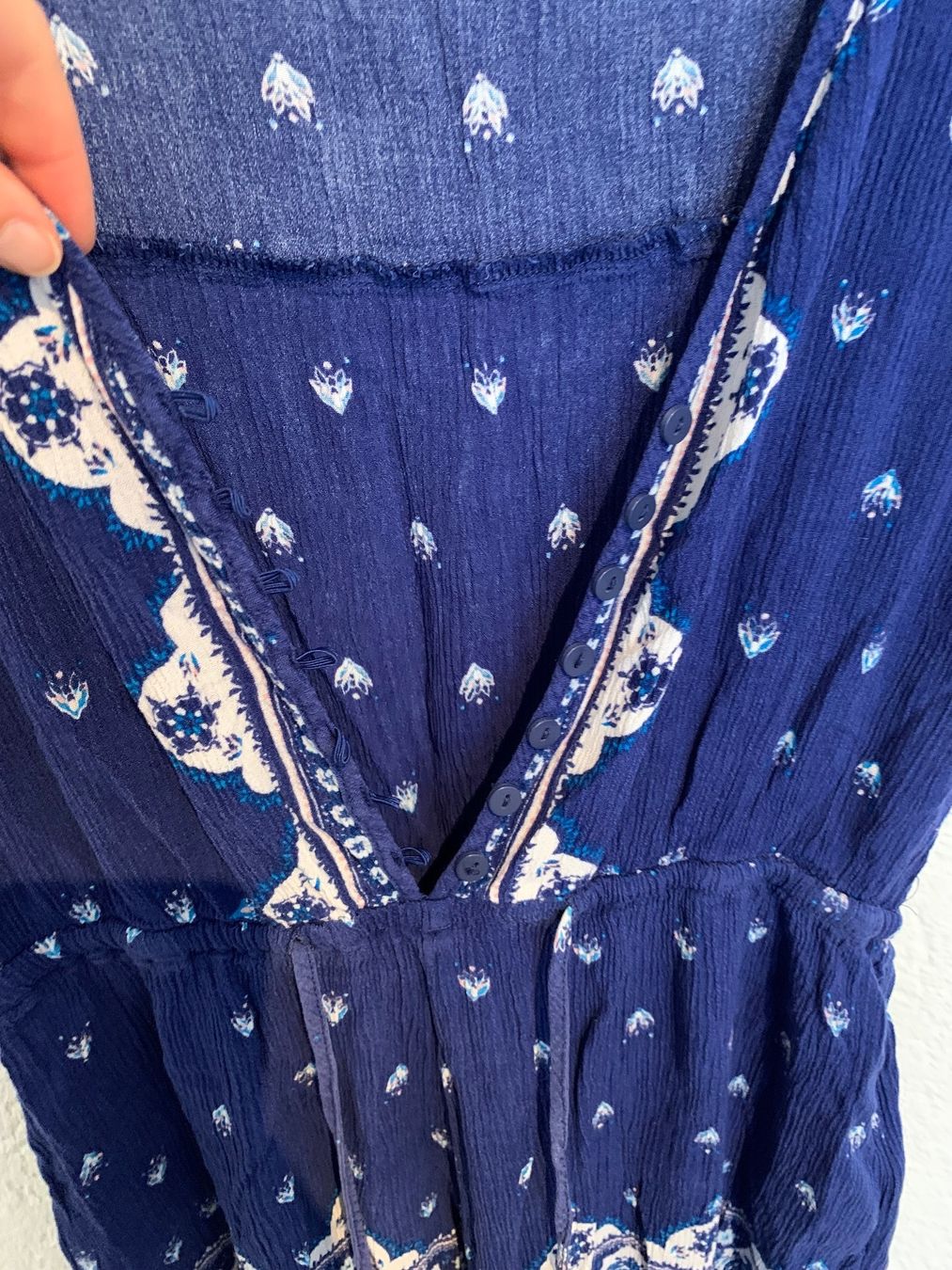 H&M Tute: H&M kurzer Jumpsuit blau Gr. M – Usato da Fislisbach venduto da KolibriSecondhand 7