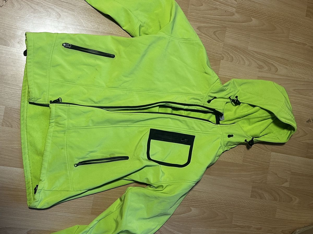 Giacche: Veste  jaune/verte fluo, taille XL – Usato da Lausanne venduto da sam_hp5y