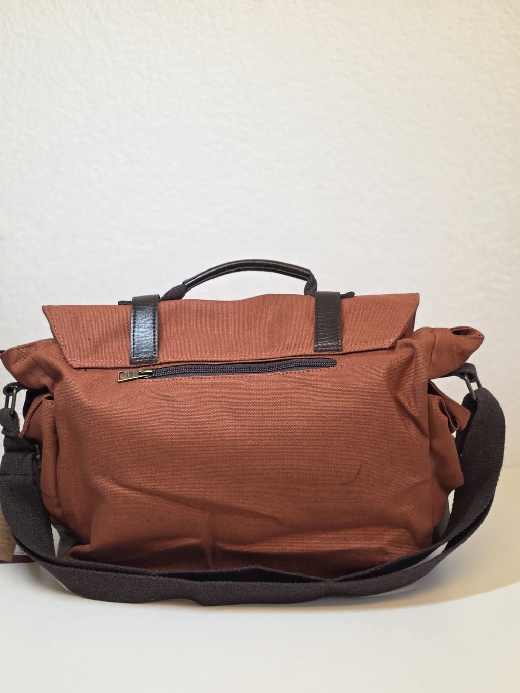 Sacs: Dark Cotton Messenger Bag, EUC, Stylish and Durable! – Neuf avec emballage d'origine à Basel par ahm_99cw 1