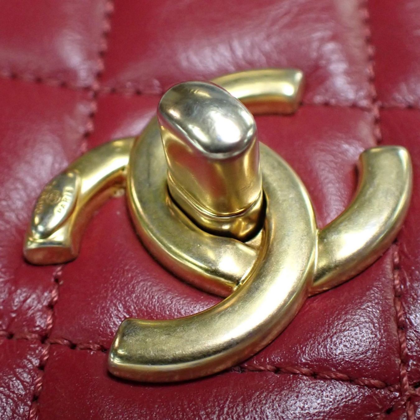 Chanel Borse da donna: CHANEL Caviar Top Handle Chain Bag – Usato da Zürich venduto da Liloubags 7