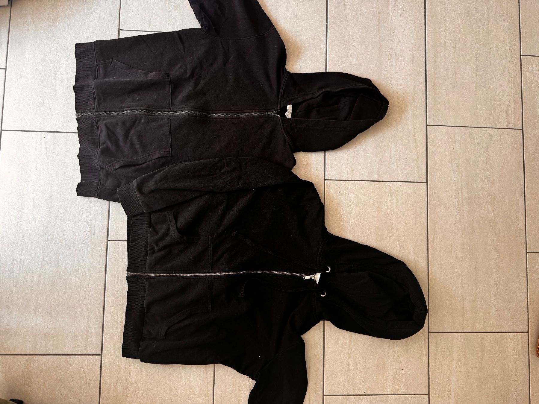 Maglioni & Felpe: 6 Kapuzenpullover mit Reisverschluss Grösse 158/164 – Usato da Adlikon b.Regensdf venduto da naf_56mv 4