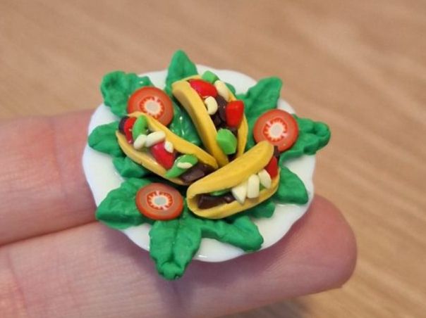 Case e mobili per bambole: Handmade Tacos Teller – Nuovo (secondo la descrizione) da Zürich venduto da HandmadeTinyFood