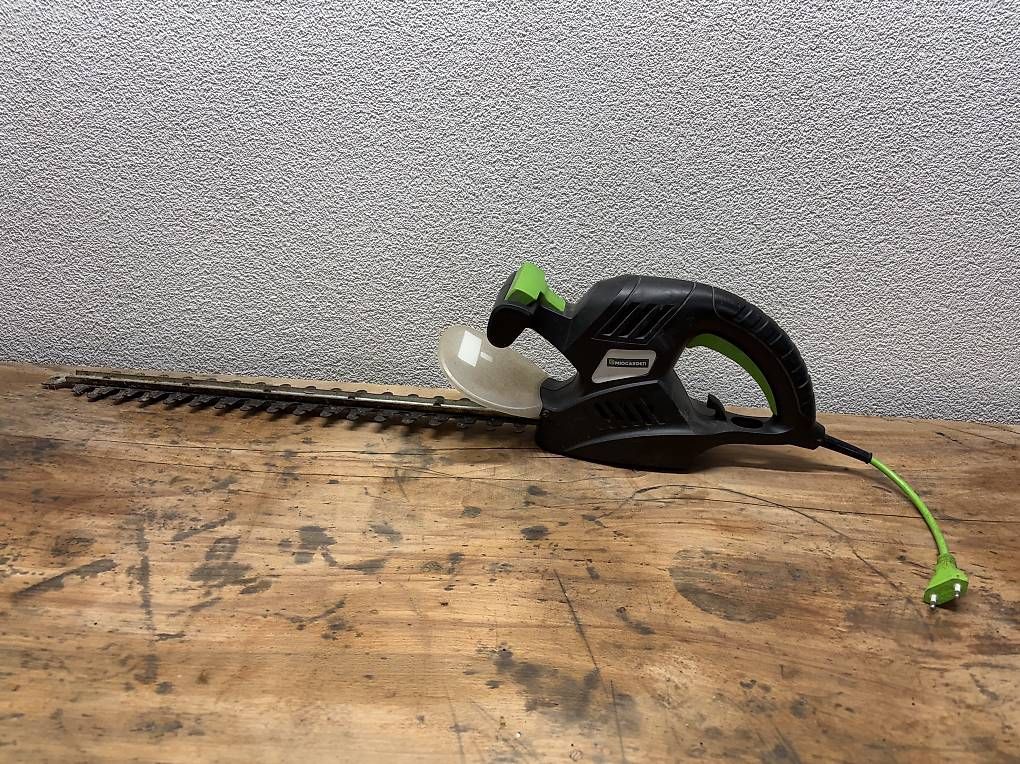 Alle Werkzeuge: Heckenschere elektrisch – Gebraucht aus Stettlen von Michaelg79