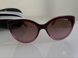 Lunettes de soleil VOGUE