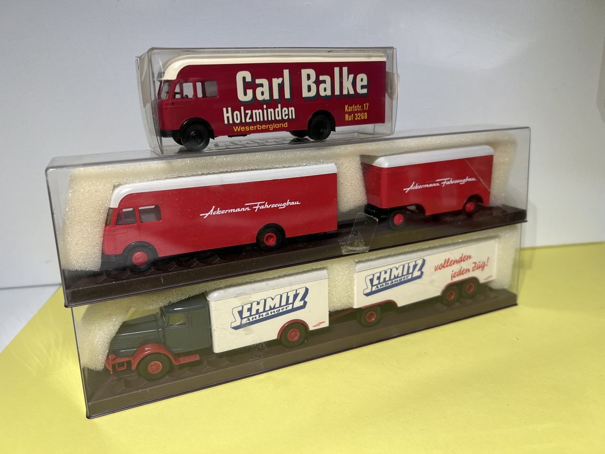 Brekina Modellini d'auto: 3 x Brekina Oldtimer LKW in 1/87 – Nuovo e nell'imballaggio originale da Weinfelden venduto da Kammerflimmern 1