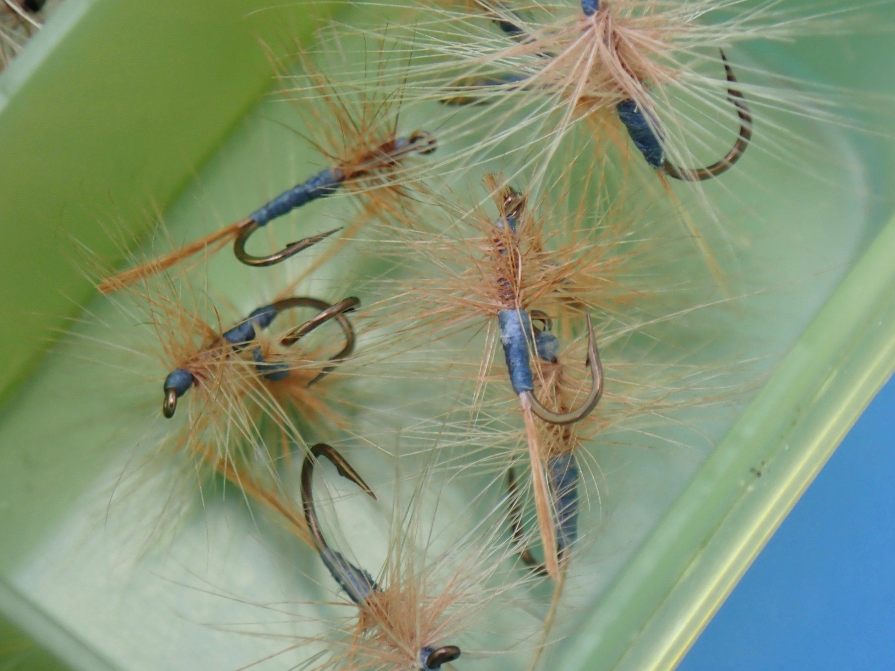 Köder: Fliegen, Fliegenfischen 100 Stück - Total Fr. 40.- – Neu (gemäss Beschreibung) aus Nassenwil von Fwalti01 7
