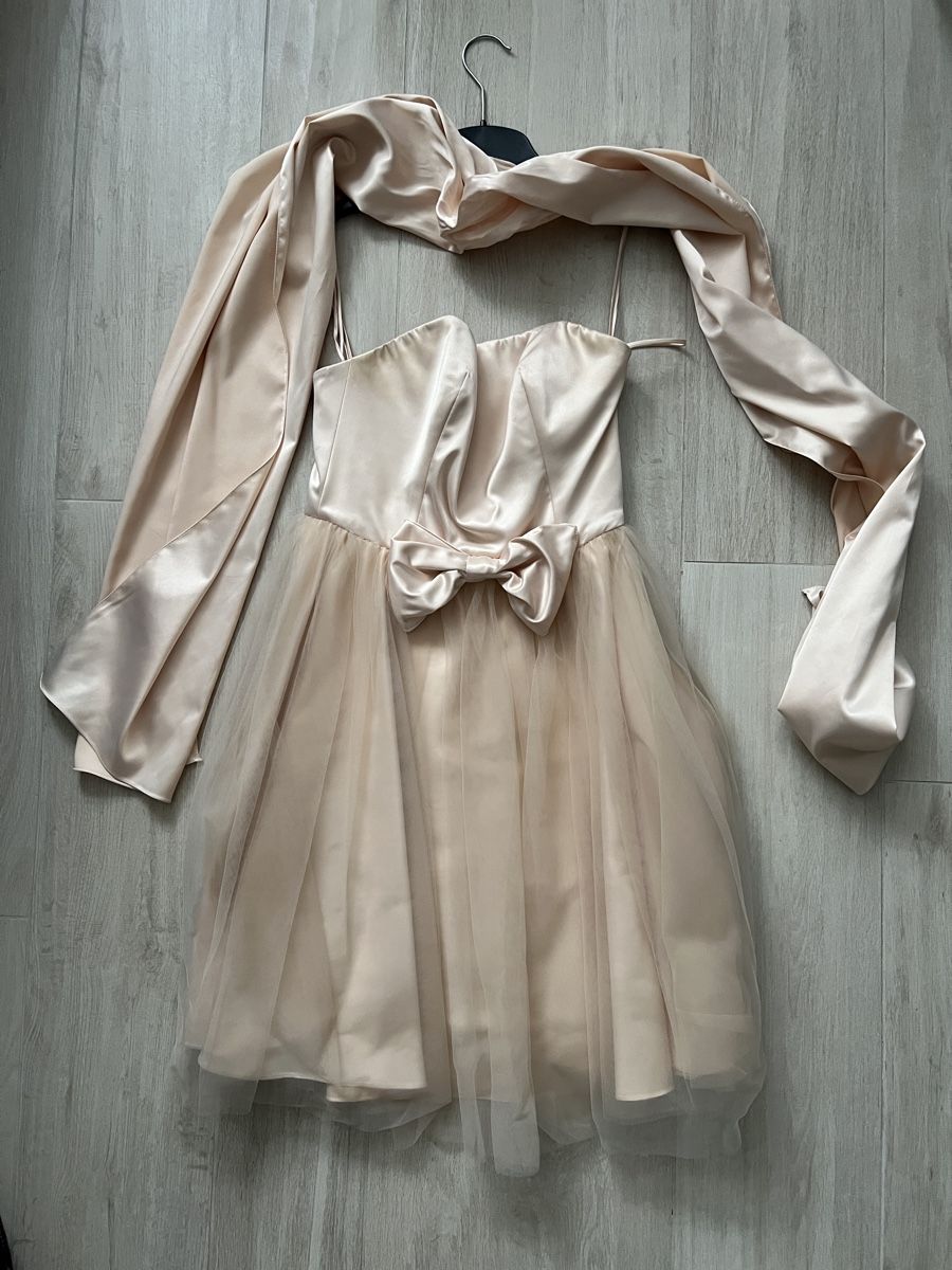 Kleider: Glamouröses Cocktailkleid Gr. 36 mit Schal – Gebraucht aus Fahrweid von franckie71