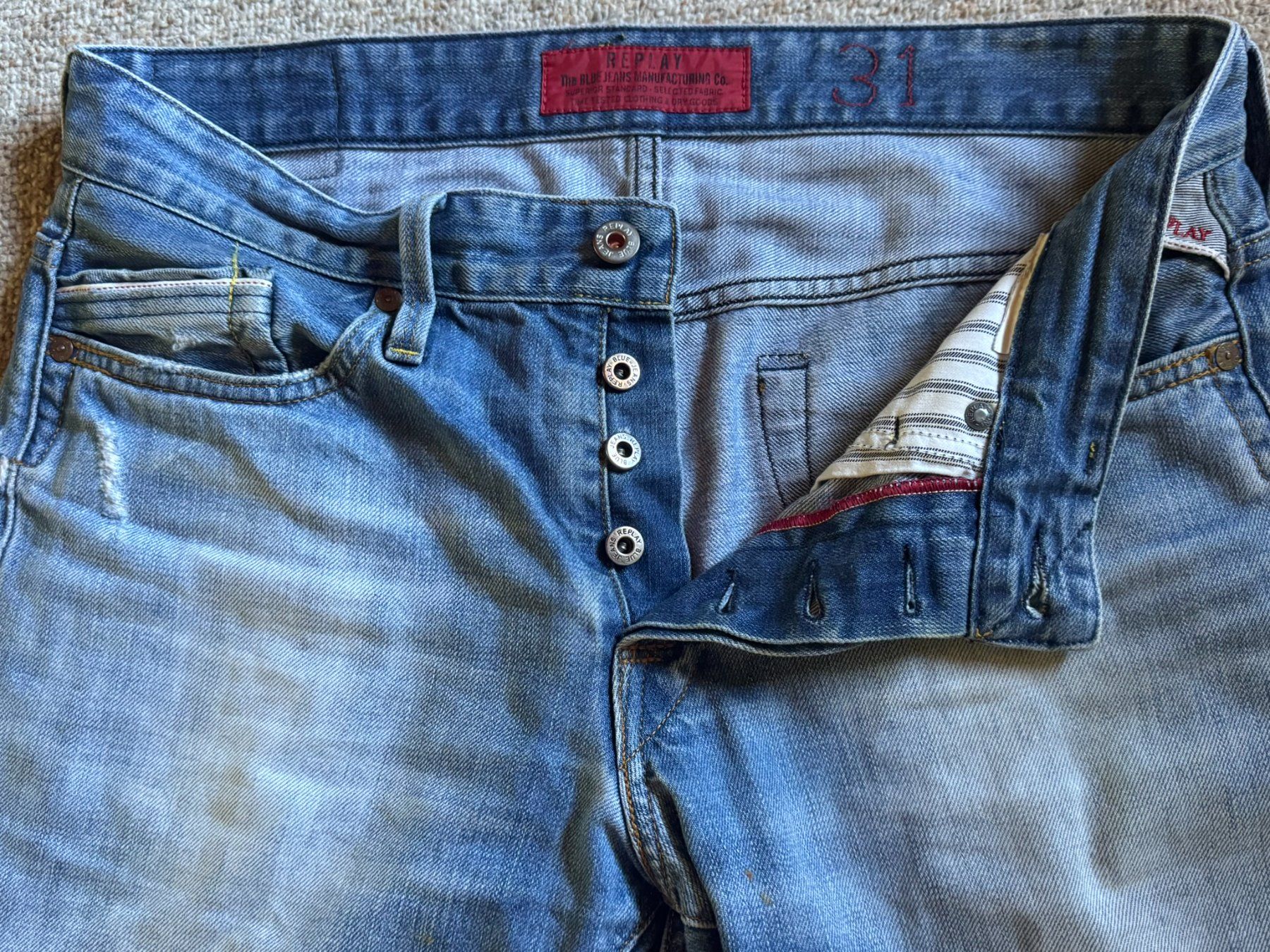 Replay Pantaloni: Replay Jeans Shorts Grösse W31 – Usato da Unterseen venduto da bongmarley 3