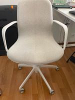 💺 IKEA LÅNGFJÄLL Bürostuhl in Weiss/Grau.