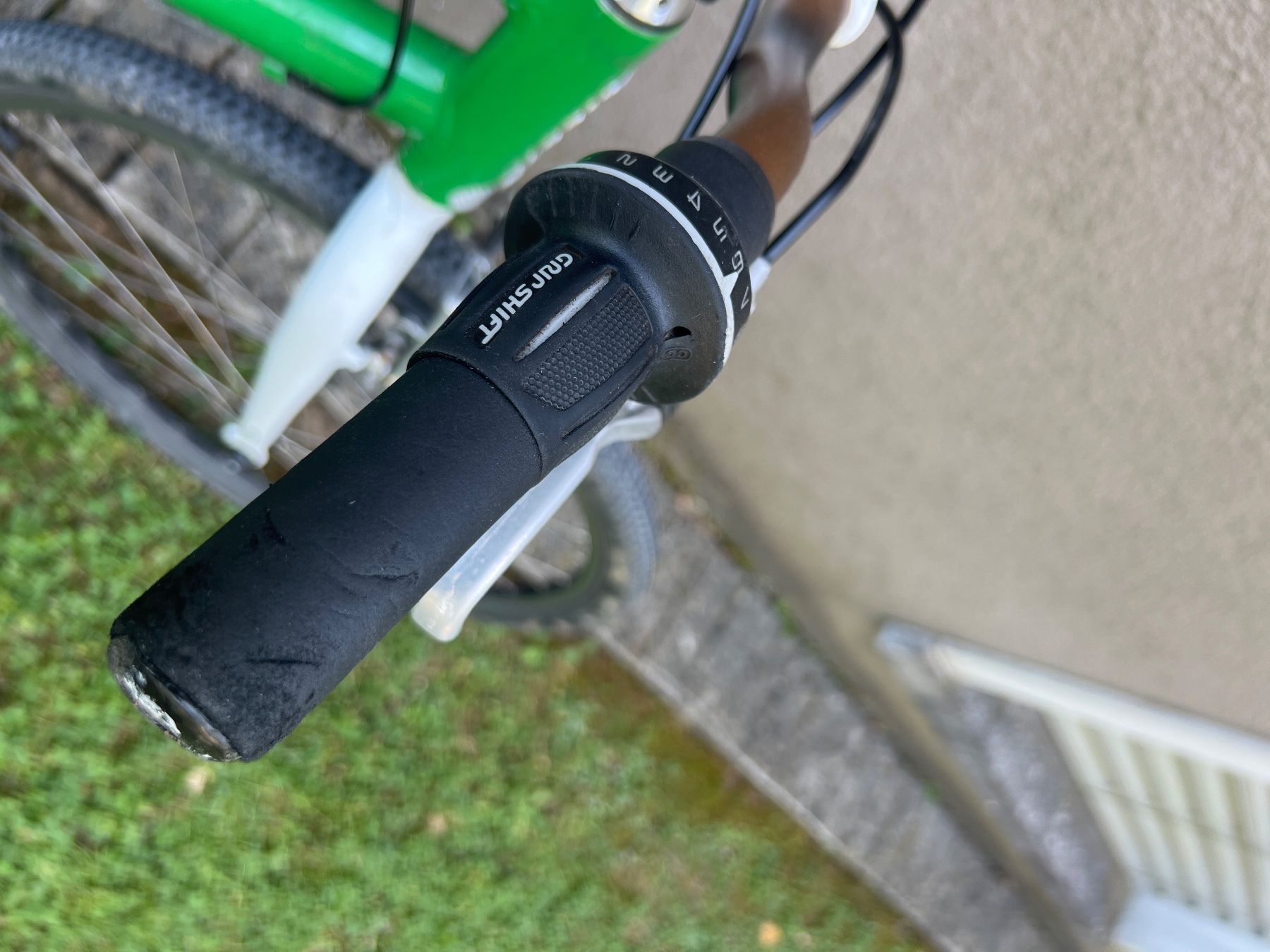Woom Velos: Woom 6 bicycle green used condition – Gebraucht aus Adliswil von youngbee 4