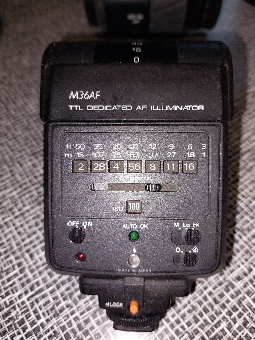Minolta Fotocamera: Minolta  7000 AF Analog mit Blitzgerät und Wechselobjekt – Nuovo (secondo la descrizione) da Kloten venduto da Romy45 5