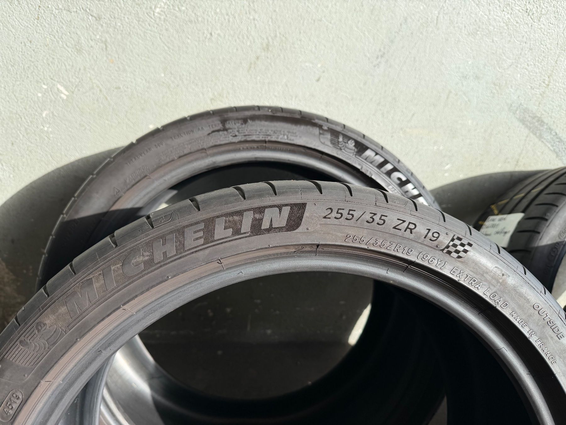 Michelin Pneumatici & Ruote complete: 4x MICHELIN Mischbereifung 19" – Usato da Brütten venduto da abbate1 1