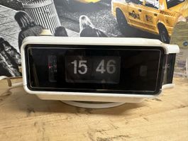 Vintage Music Air Radio Klappzahlen Uhr 70er Jahre!