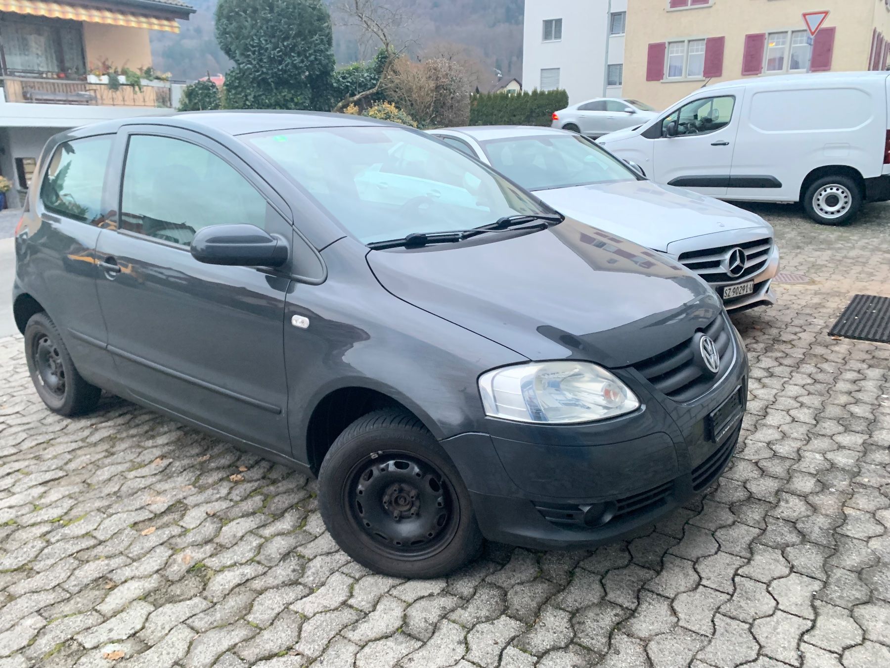 VW Automobili: VW FOX ZUM AUFBEREITEN ODER FÜR EXPORT ODER FÜR TEILE – Usato da Buttikon venduto da Sru54 7