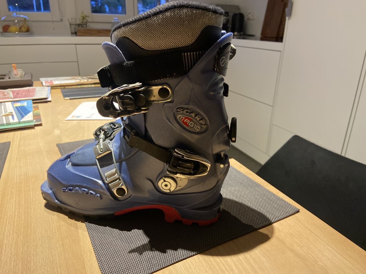 Scarpa Scarpe da donna: Tourenskischuhe Scarpa Magic – Usato da Thörishaus venduto da ern_cnb8