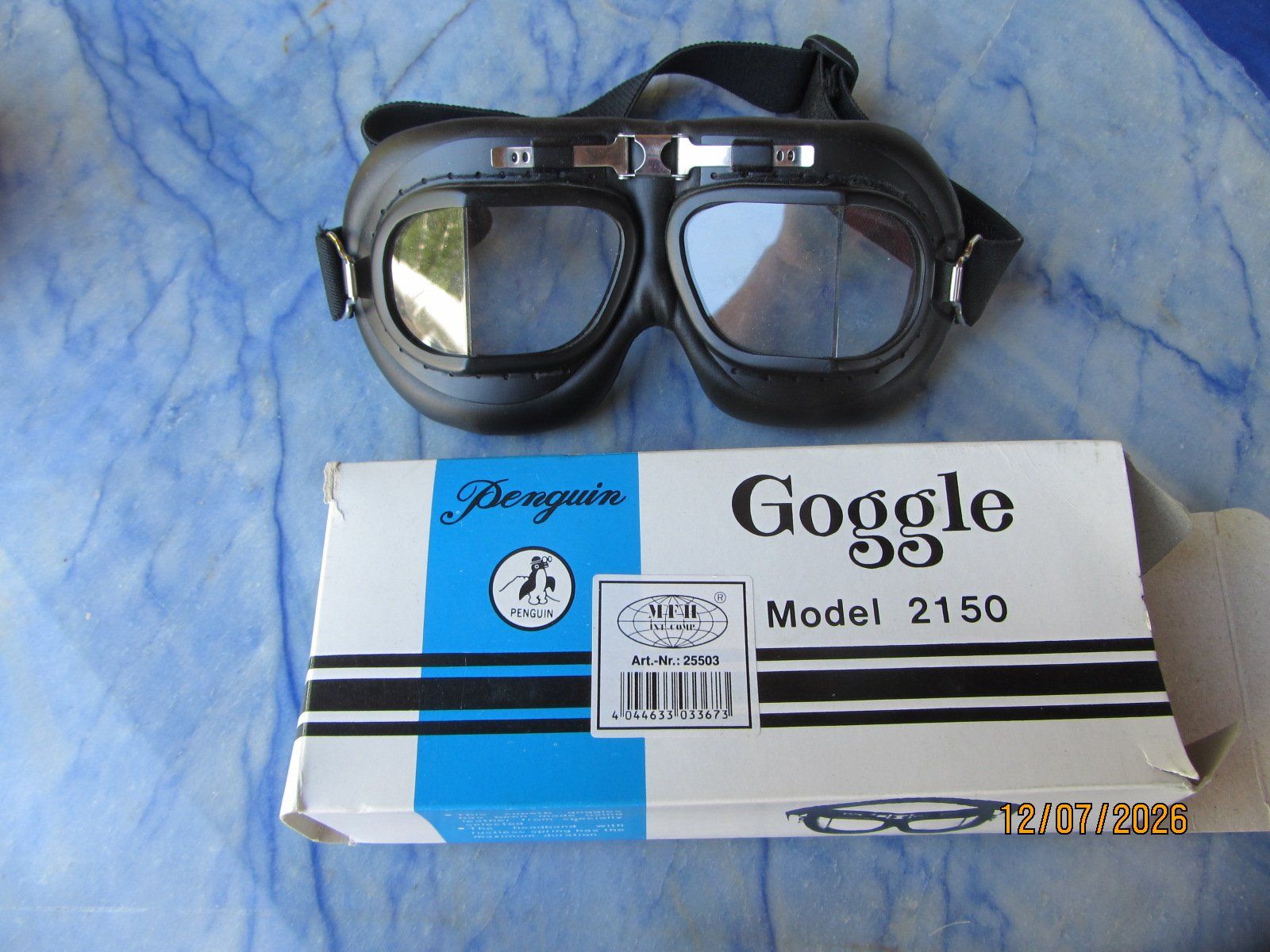 Brillen & Gläser: Goggles Penguin Fliegerbrille, Air Force schwarz – Neu und originalverpackt aus Boll von Huweli