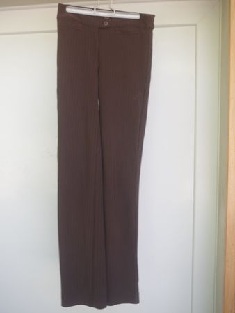 Pantalon chic - Hose Hennes Mauritz marron rayé  36