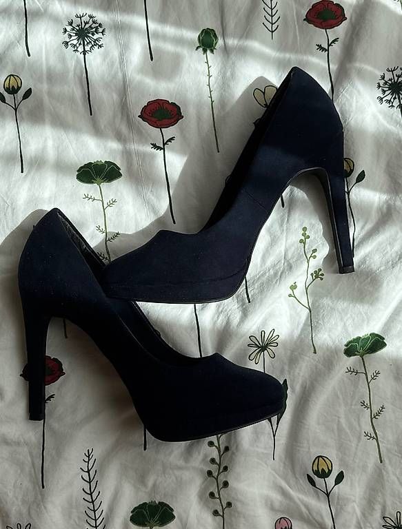 New Look Scarpe da donna: High Heels Gr. 38  Neu & Dunkelblau – Nuovo (secondo la descrizione) da Turgi venduto da janjjne