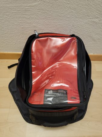 Tanktasche rot/schwarz mit transparentem Fach neuwertig