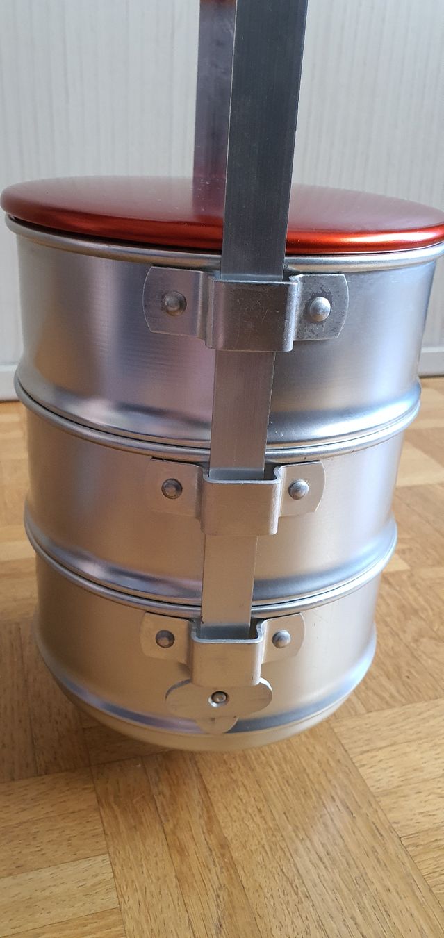 Contenitori & Simili: Vintage Lunchbox Essensträger Henkelmann – Usato da Winterthur venduto da LaRoque 4