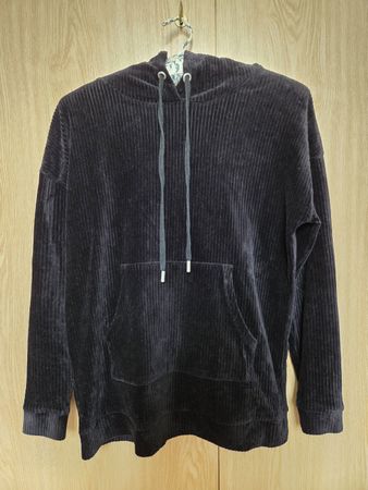Schwarzes Hoodie