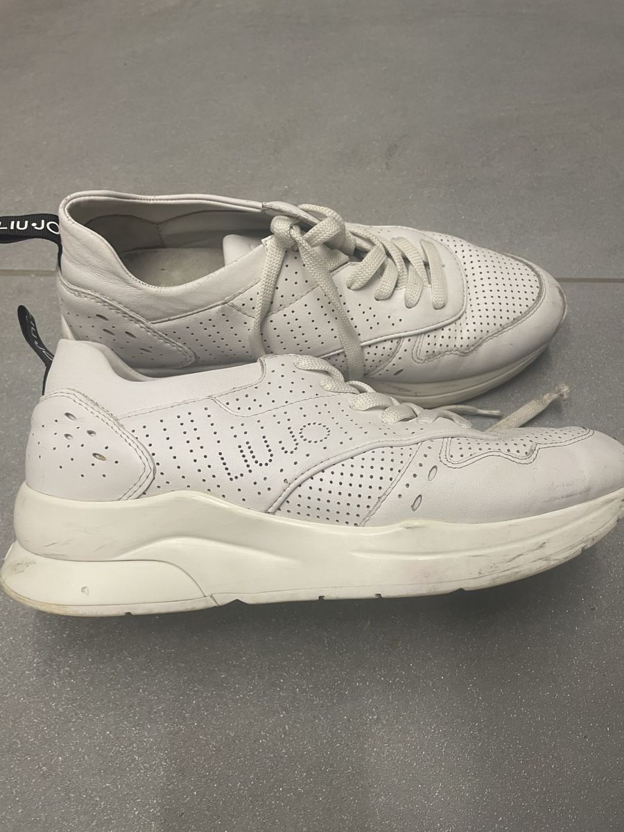 Liu Jo Scarpe da donna: Weisse Liu Jo Sneaker Gr. 38 Leder – Usato da Witterswil venduto da gandia05 1