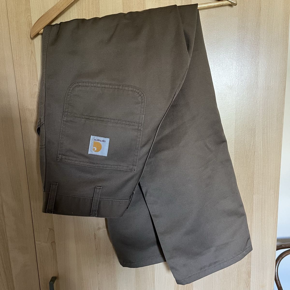 Carhartt Pantaloni: Carhartt Simple Pants – Nuovo (secondo la descrizione) da Schaffhausen venduto da Quadrophenia27