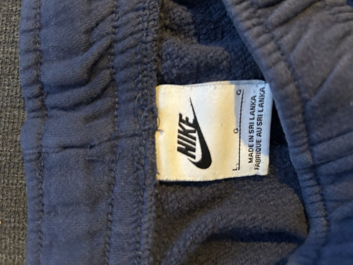 Nike Lotti di vestiti: Training Nike bleu marine – Usato da Lausanne venduto da Af2016 1