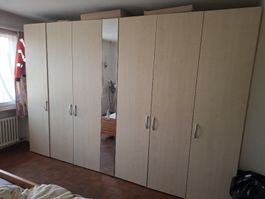 Riesiger Kasten