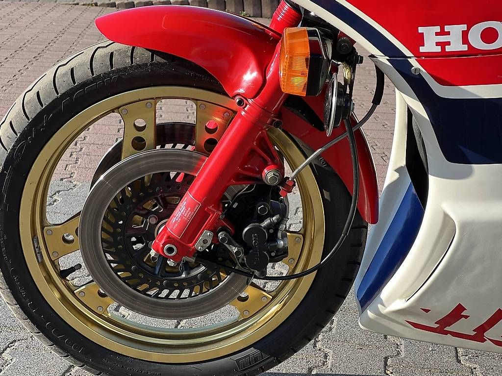 Honda Strada: Honda CB 1100 R / SC08 – Usato da Mettmenstetten venduto da rs-drive 4