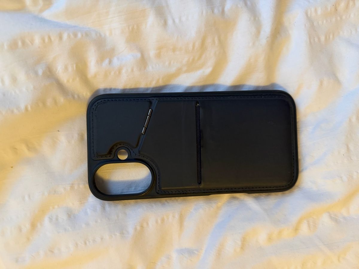 Apple Cover & Protezioni schermo: Handyhülle schwarz mit Ständer fast neu – Usato da Necker venduto da martin_zizou 2
