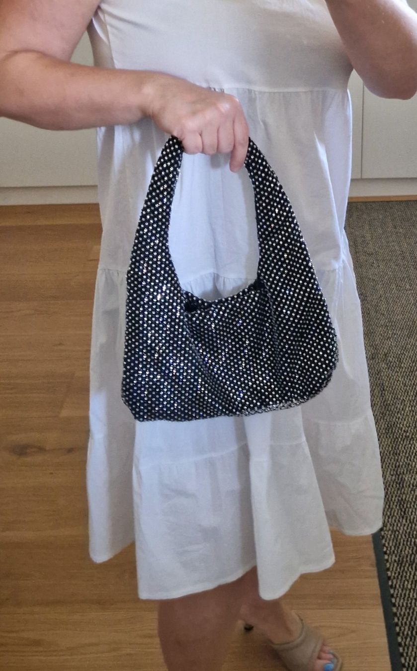 Mango Borse da donna: Mango Glamouröse Partytasche mit Strass schwarz – Usato da Erlinsbach SO venduto da ULIKH 1