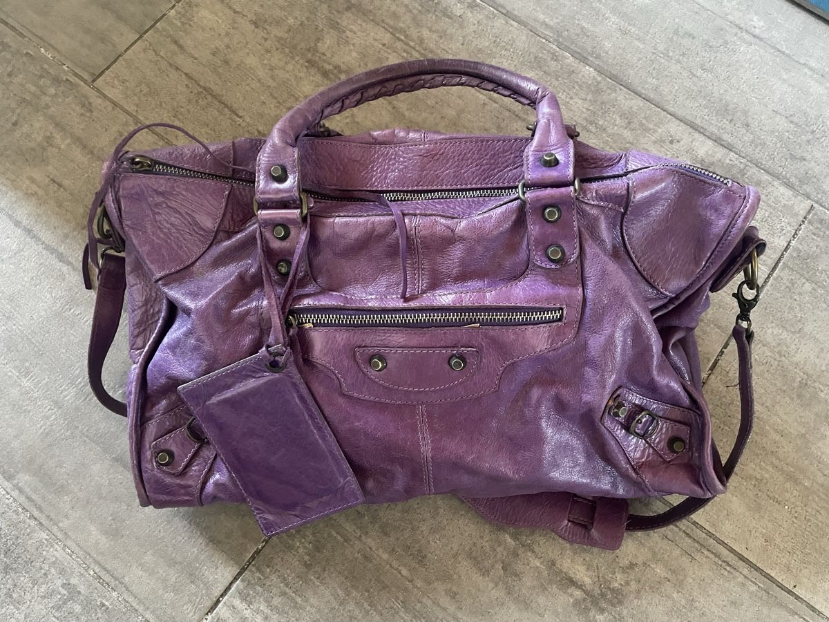 Vera Pelle Sacs femmes: Borsa in pelle viola con targhetta – D'occasion à Fully par thg_dcv9 1
