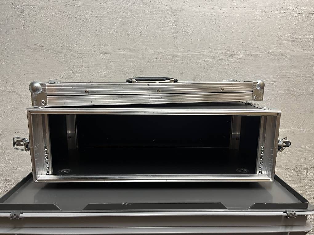 Altri accessori: Thon Rack 3HE Eco II Compact Rack – Usato da Uster venduto da philip.merian 1