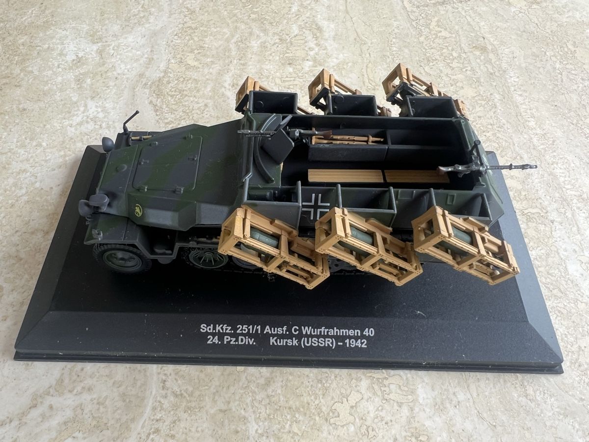 Kit di modellismo & Modellini statici: Panzer/ Wurfrahmen 40 – Nuovo (secondo la descrizione) da Zürich venduto da Federicozuerich