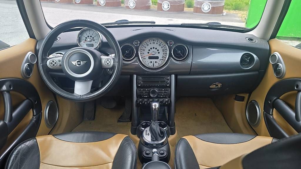 Mini Automobili: Mini Cooper 1.6 Automatique | EXPERTISÉE 10.2025 – Usato da Bieudron (Nendaz) venduto da oya_6dbv 1