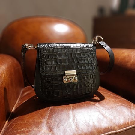 NEU: Edle Kroko-Optik Ledertasche schwarz