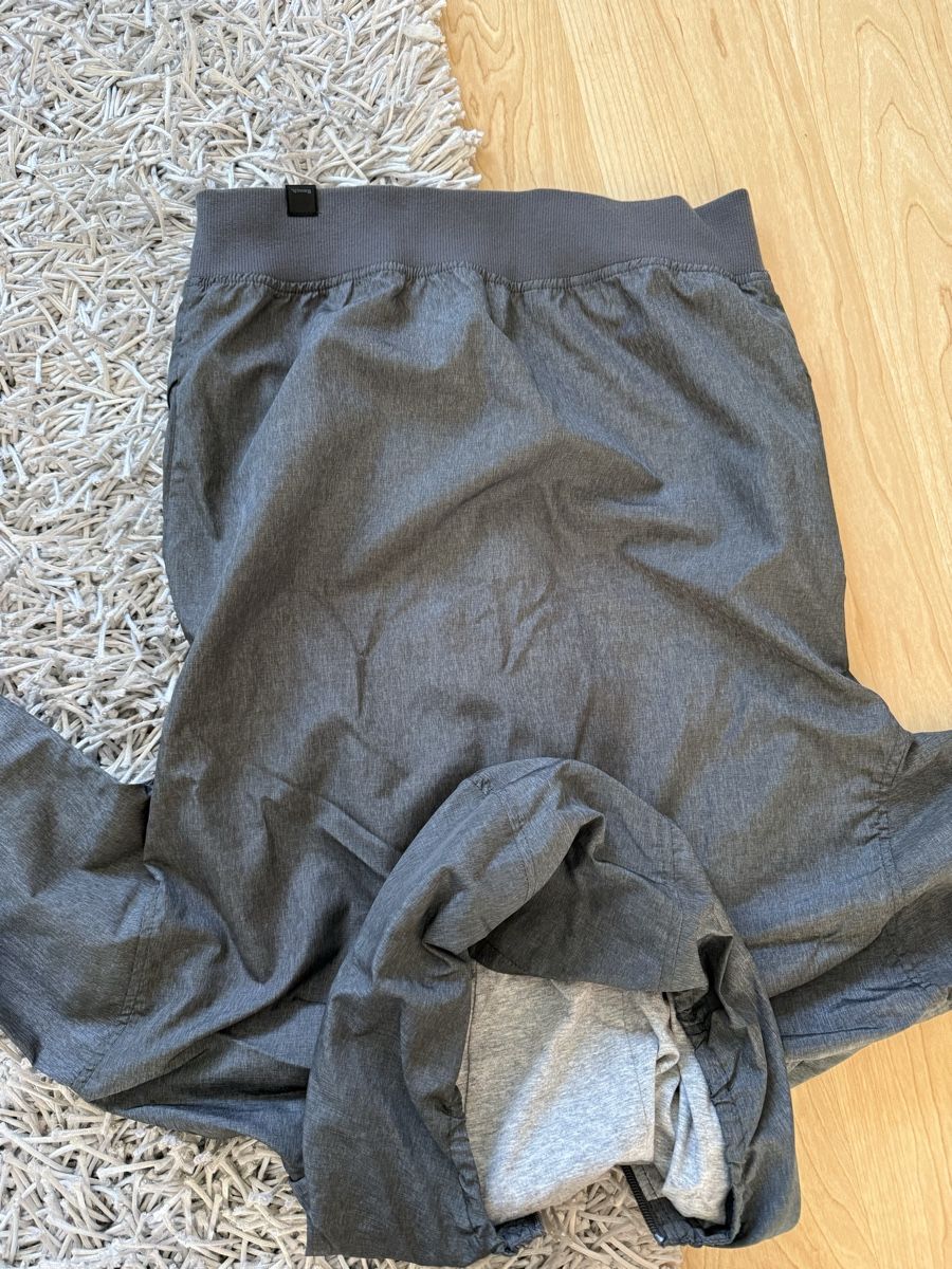 Bench Vestes: Bench jacke – D'occasion à visp par Kmemo1 2