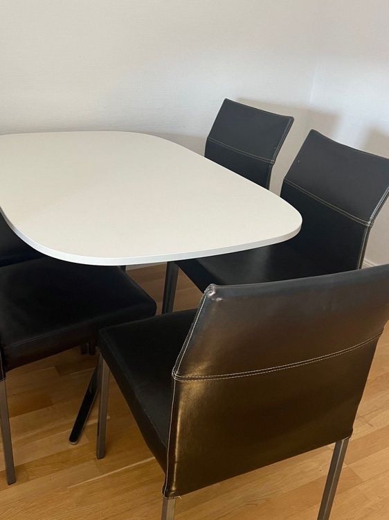 Tisch mit 4 Stühlen | Kaufen auf Ricardo