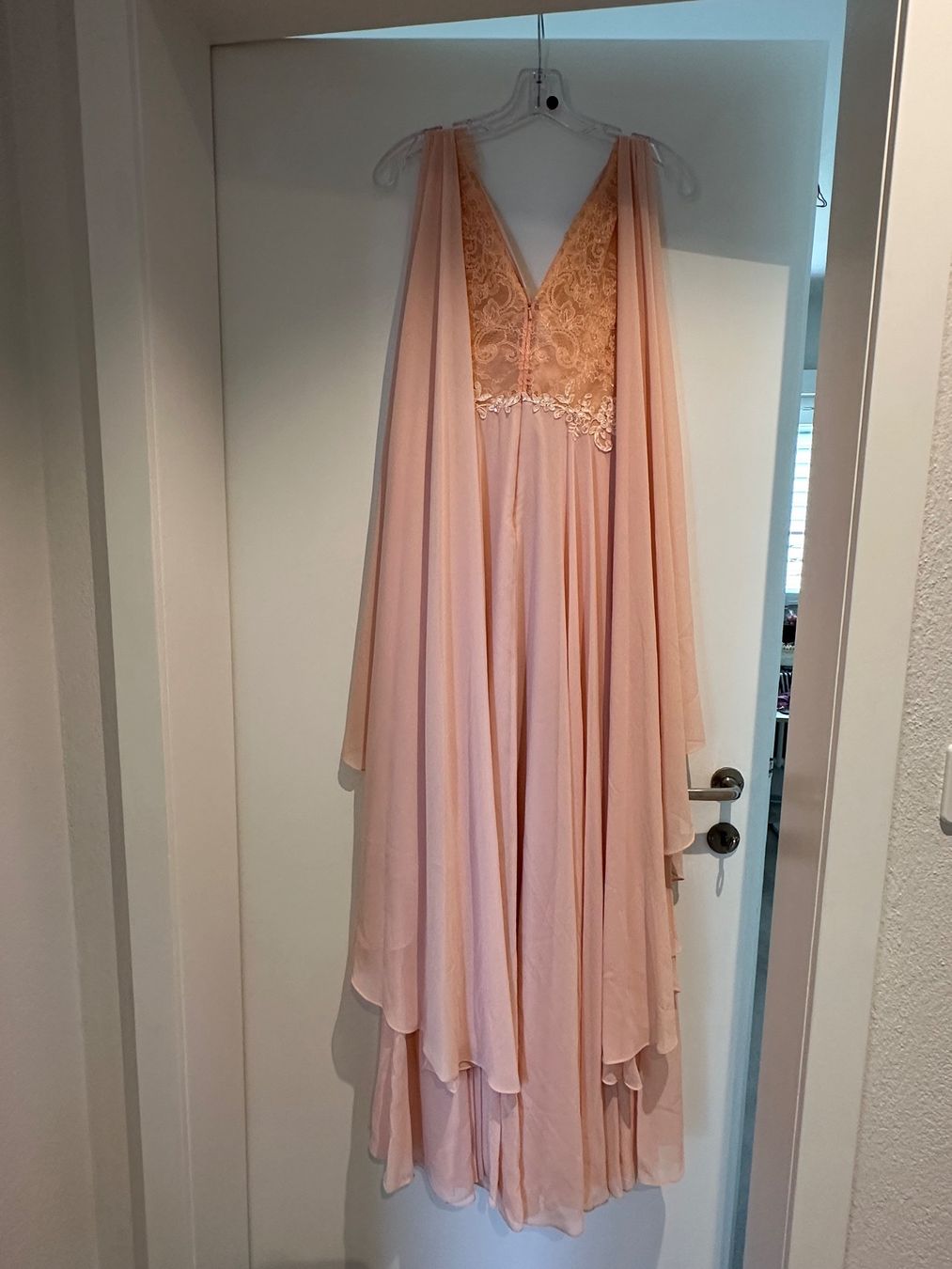 Vestiti: Rosa Abendkleid / Ballkleid, Gr. 38 – Nuovo (secondo la descrizione) da Herzogenbuchsee venduto da cmk_v82m 1