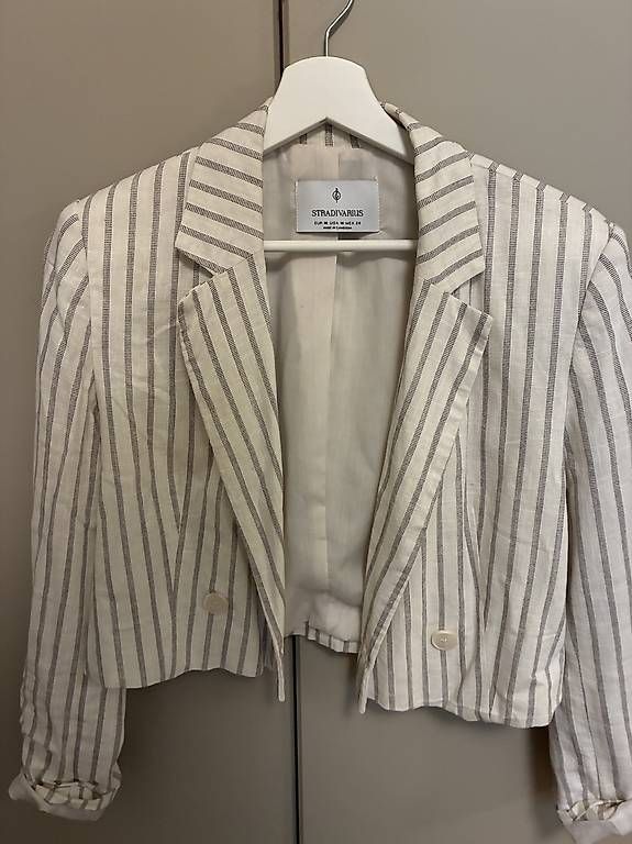 Jacken: Kurzer Blazer M – Gebraucht aus Zürich von Majatzki 2